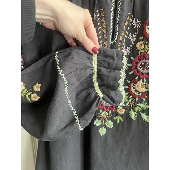 J. PETERMAN Dark Gray Floral Embroidered Bohemian Peasant Tunic Blouse Top Sz L - Picture 4 of 12